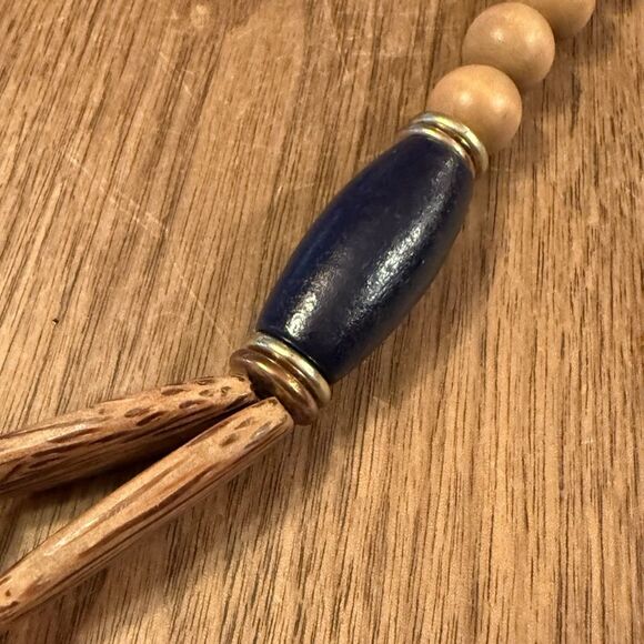 Anthropologie Statement Necklace Blue And White Ceramic And Wooden Beads - Picture 4 of 6